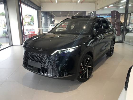 OMODA 7 1.5 TGDI PHEV PRESTIGE DHT OMODA 7 1.5 TGDI PHEV PRESTIGE DHT